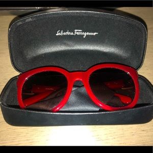 Salvatore Ferragamo Red Sunglasses sf783s